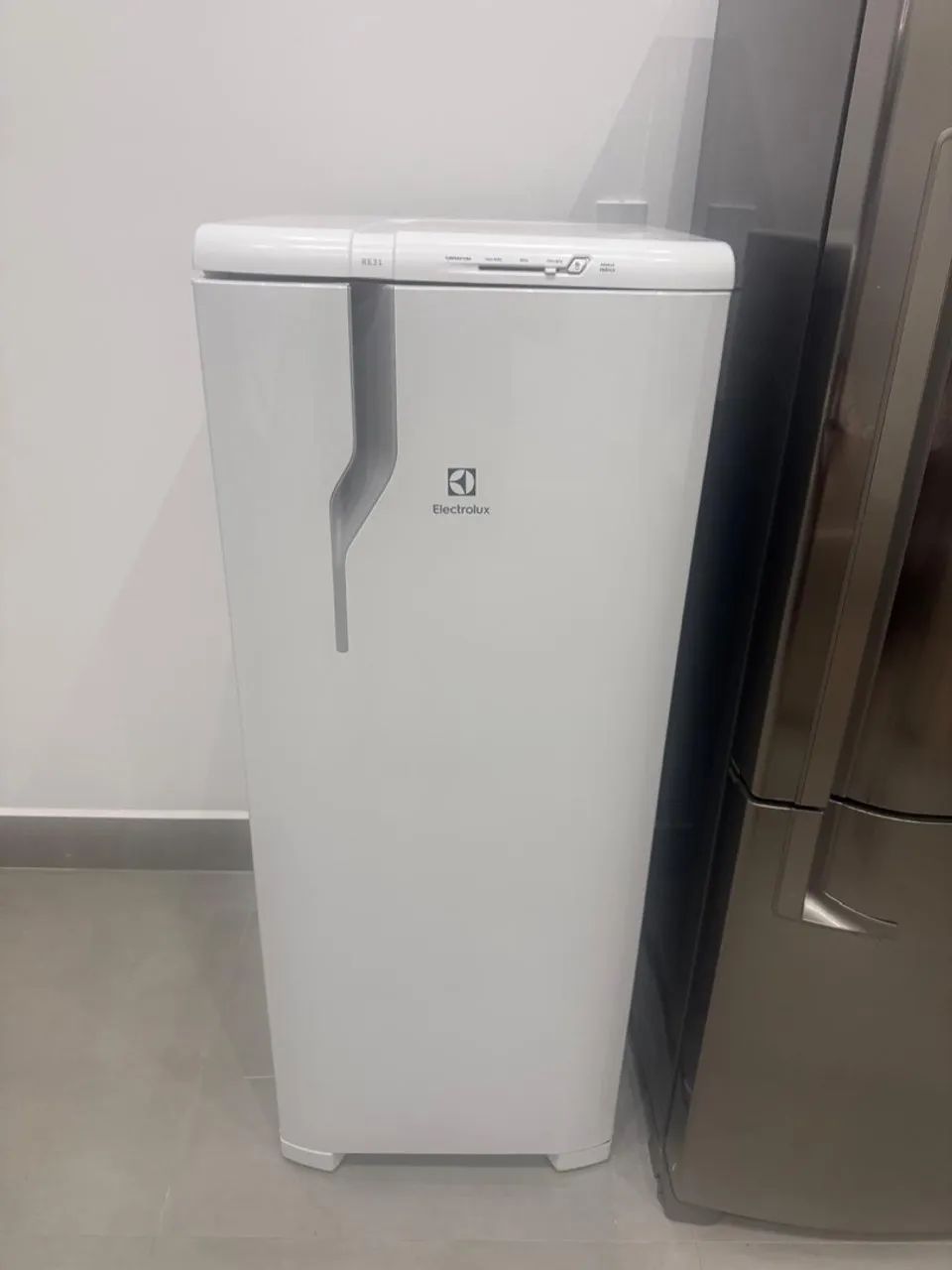 Geladeira Electrolux muito nova