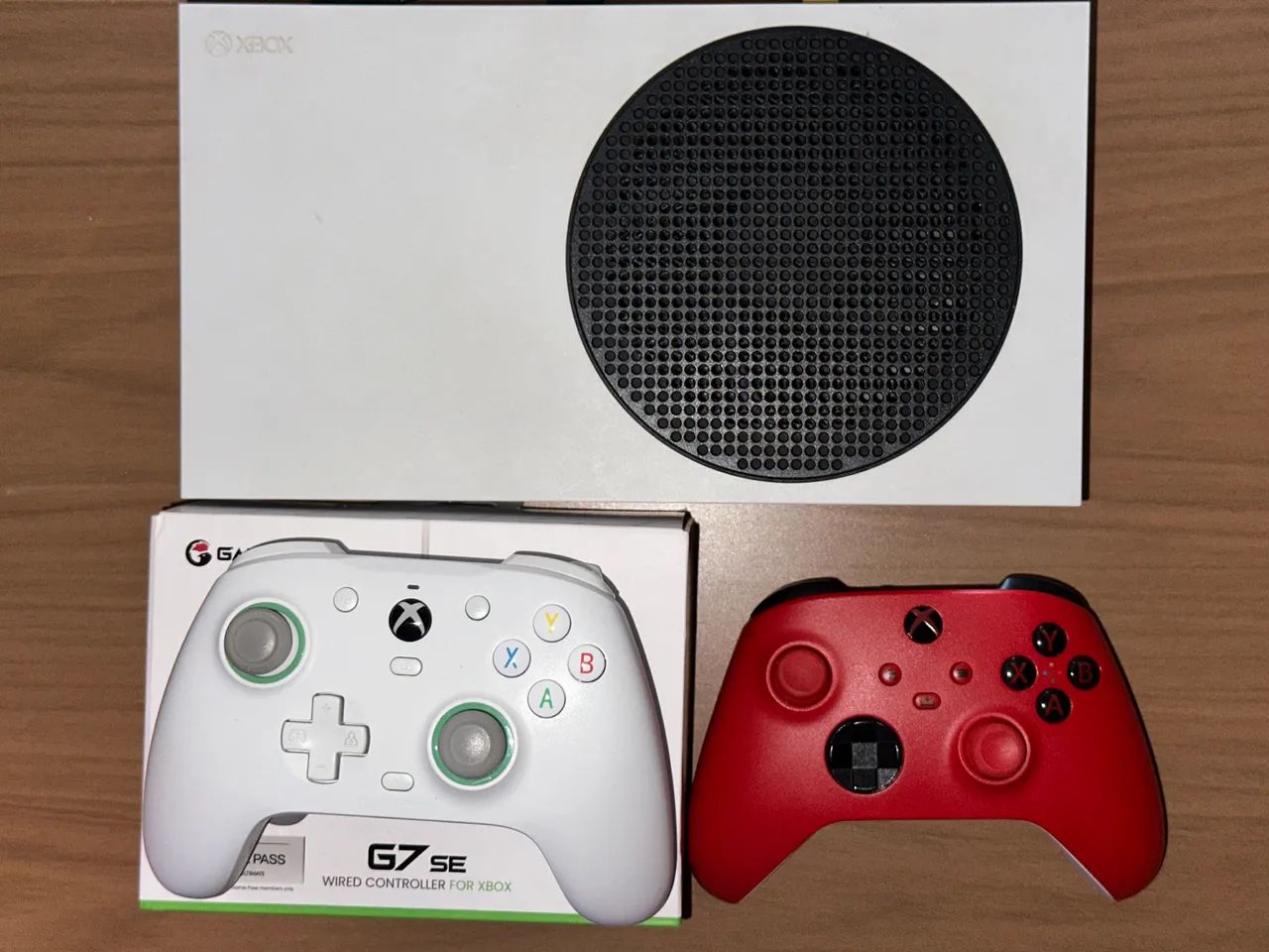 Xbox Series S + 2 Controles (Original + GameSir G7) - Ótimo Estado
