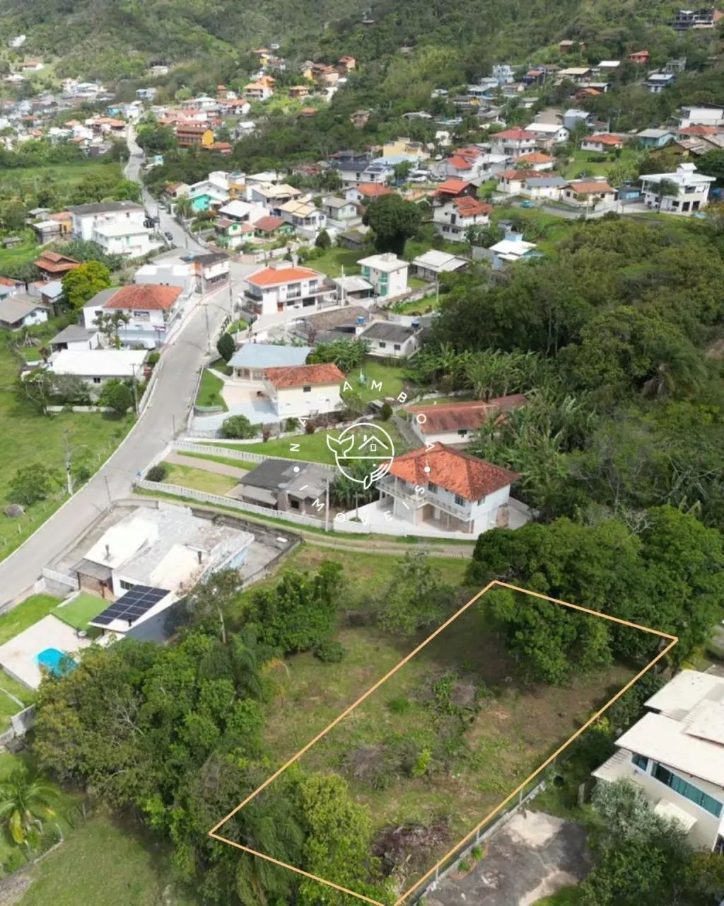 Terreno amplo em Garopaba  espaço perfeito para construir seus sonhos - Foto 2