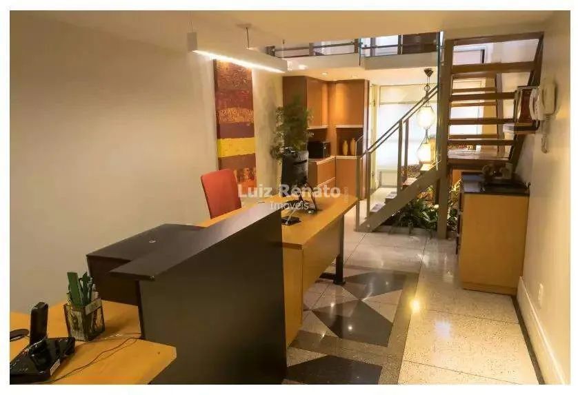 Sala para locação mobiliada, área aproximada de 82m² no Barro Preto
