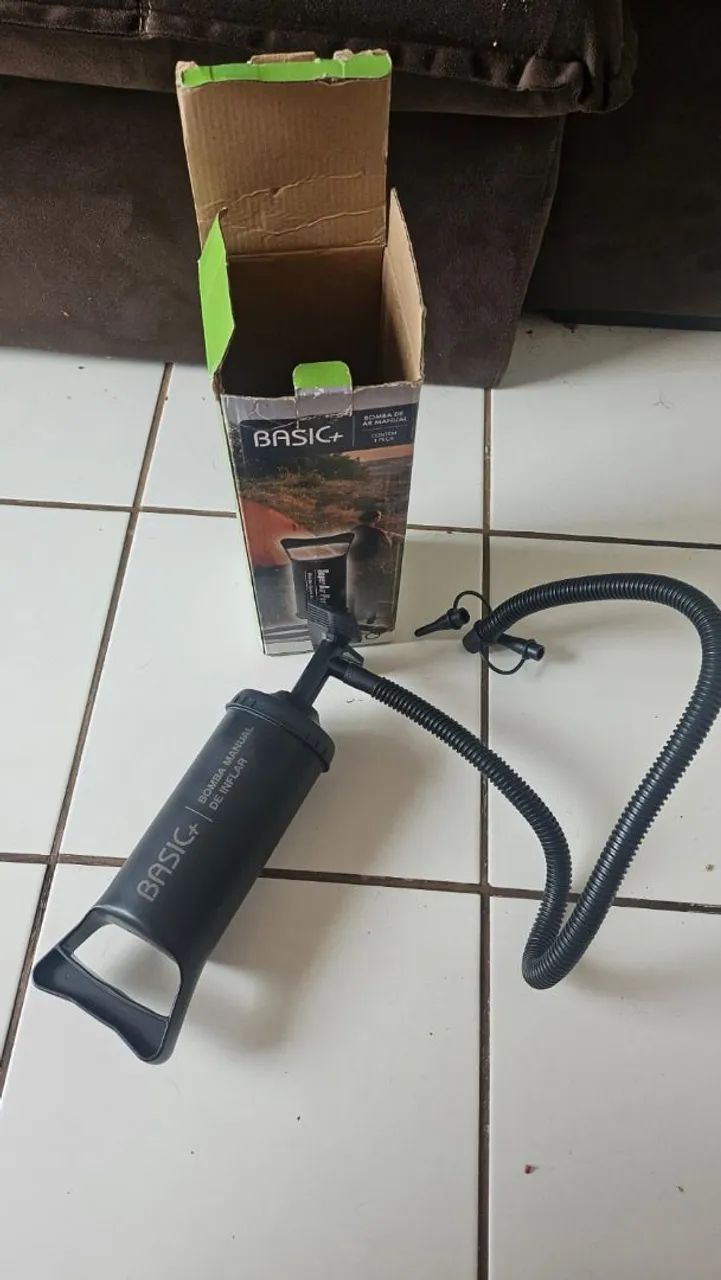 Colchão e travesseiro inflável com bomba - Foto 4
