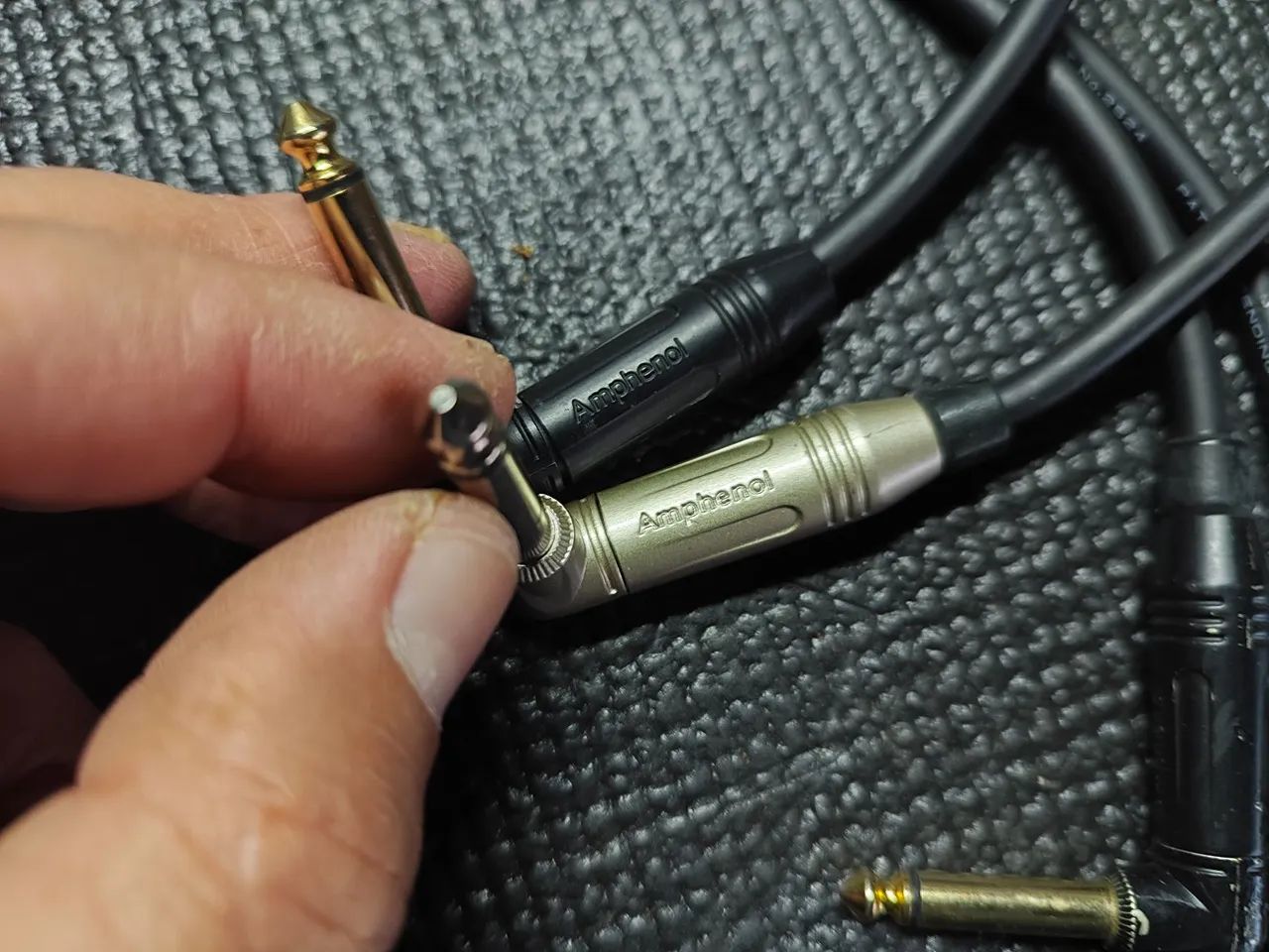 Cabos para pedalboard Mogami e Amphenol - Foto 4