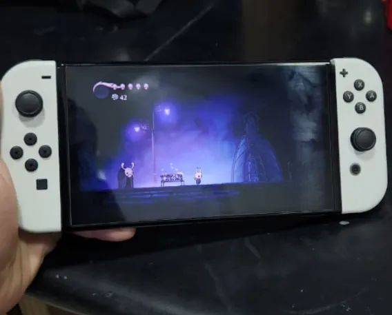 Nintendo Switch Oled Desbloqueado na caixa com acessórios extras - Foto 3