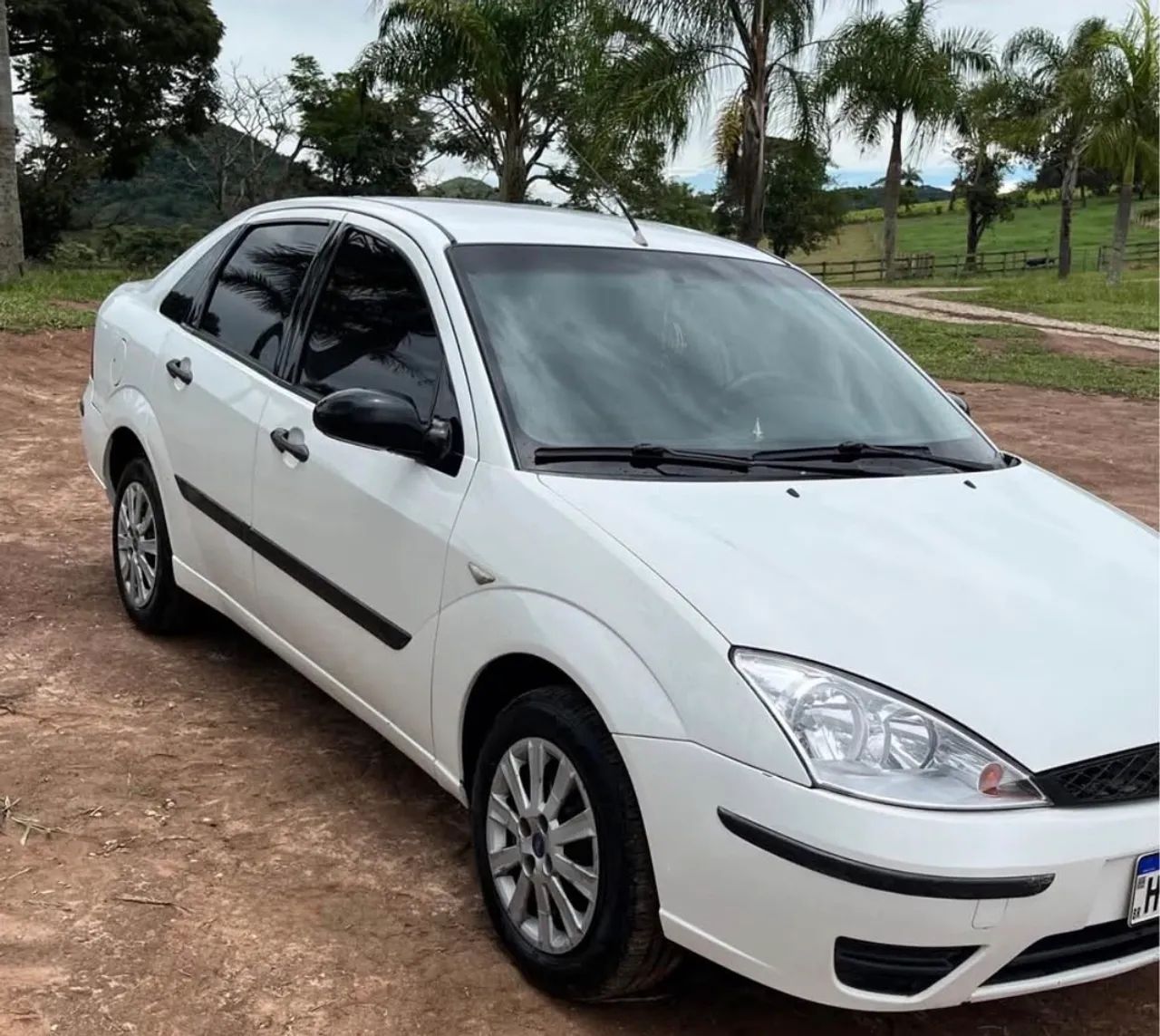 Ford Focus Sedan 1.6/1.6 Flex 8v/16v 4P Mec. 2005