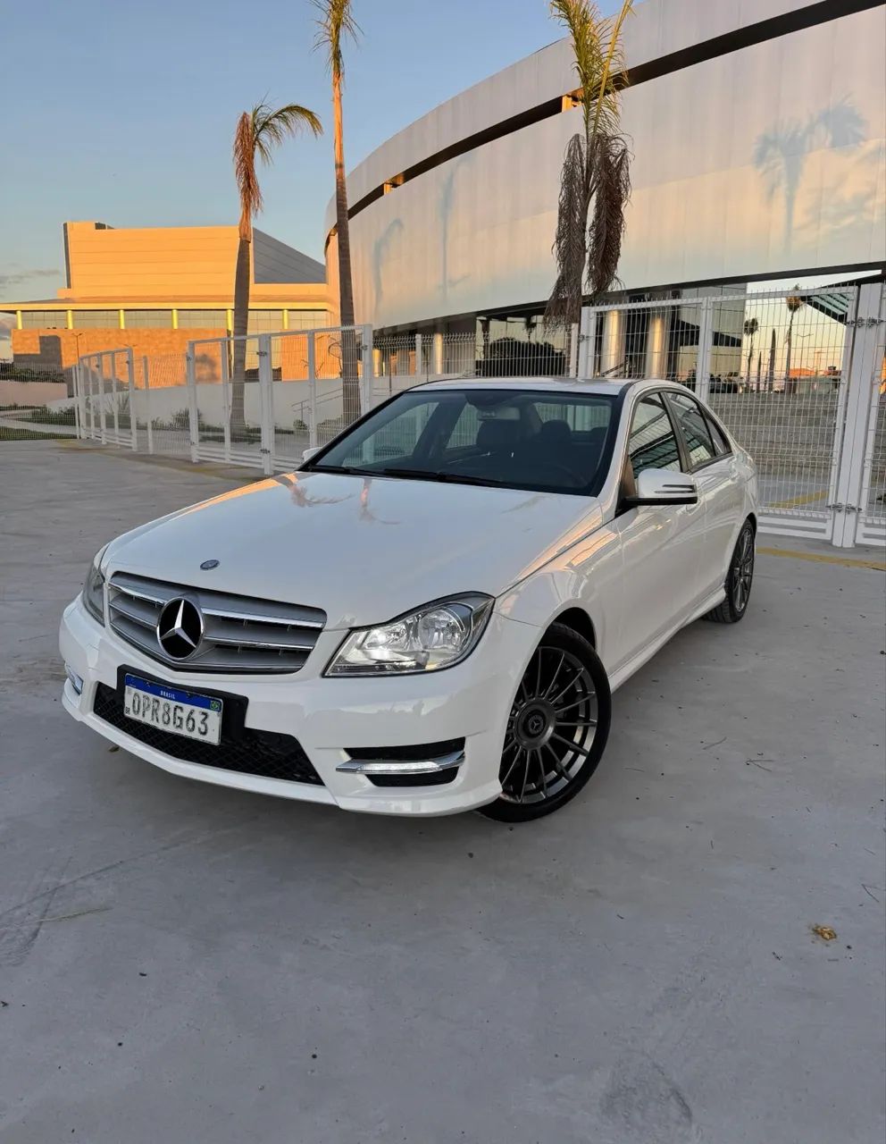 Mercedes-Benz C-180 C-180 CGI Sport 1.6 TB 16V 156cv Aut. 2013
