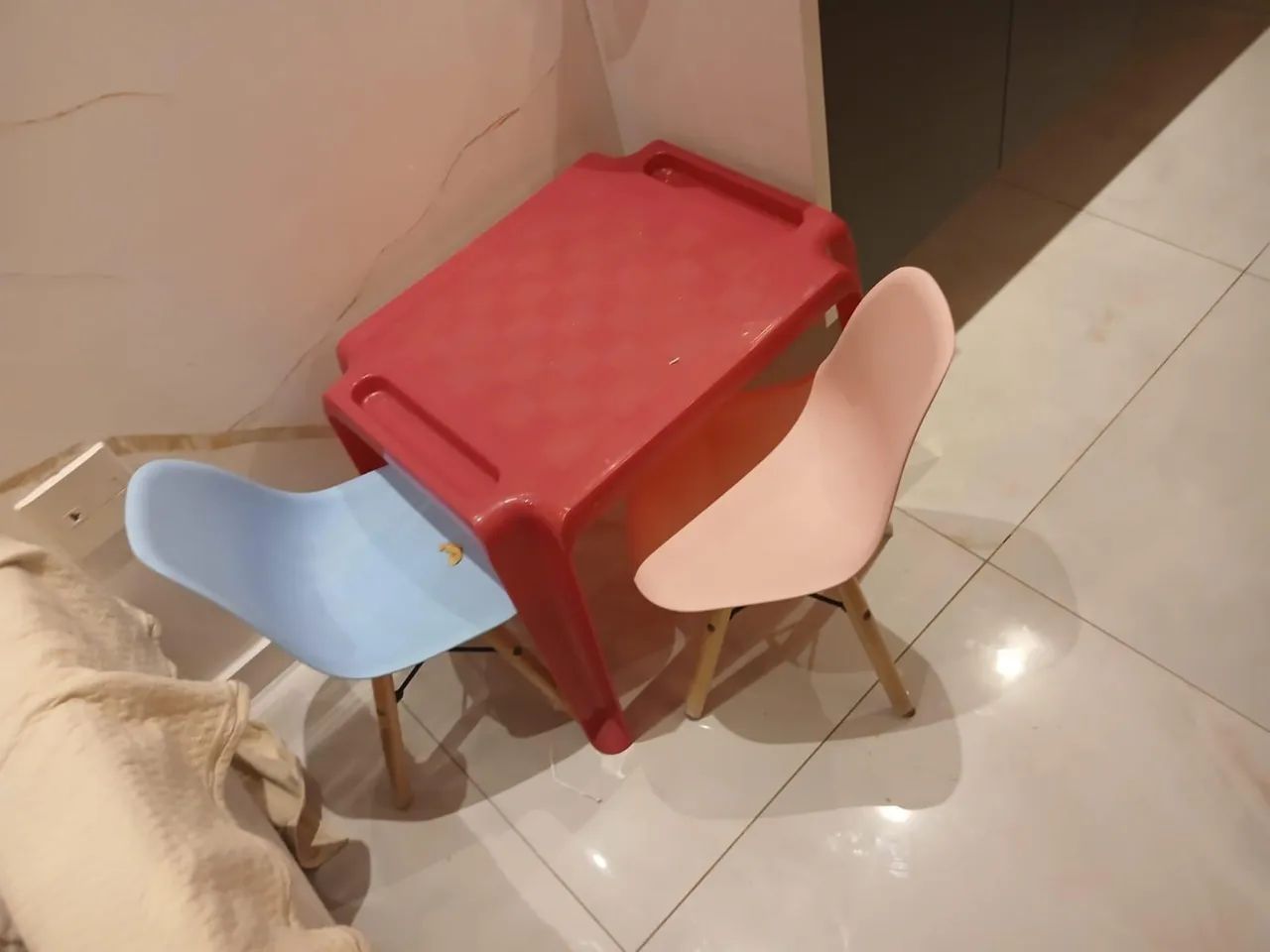Mesa e cadeira Tramontina infantil 