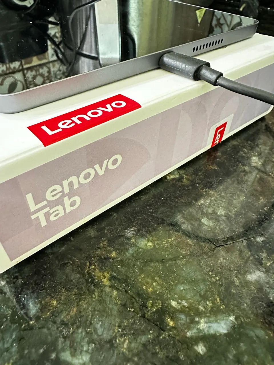Vendo tablet Lenovo semi novo  - Foto 5