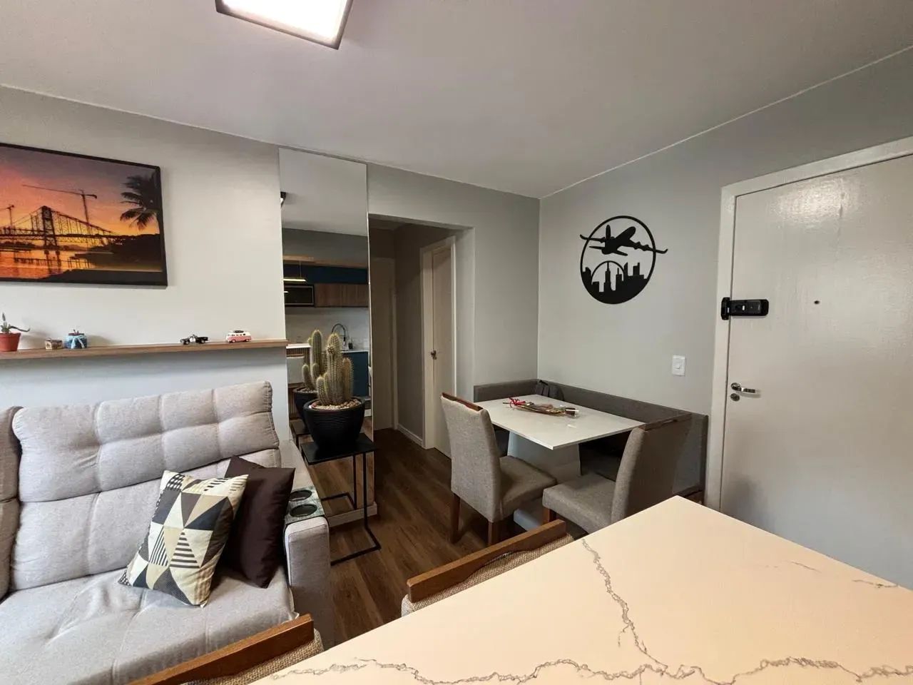 Apartamento à venda com 2 quartos em Coqueiros - Florianópolis - SC
