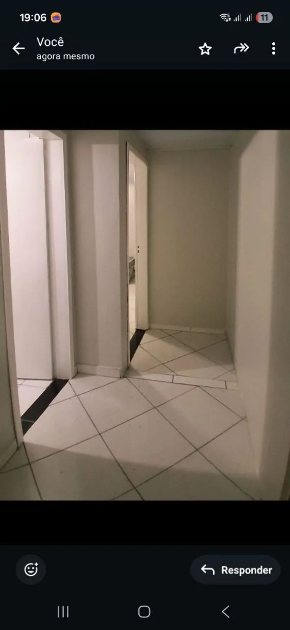 Alugo quarto para menina no bairro Efapi 