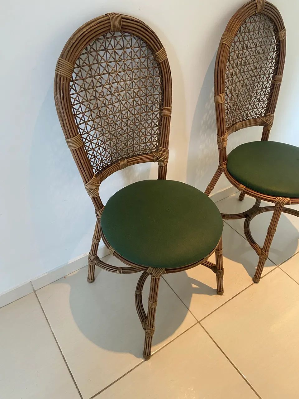 Par de Cadeiras Vintage em Rattan/Junco e Palhinha - Estilo Boho / Tropical - Foto 2