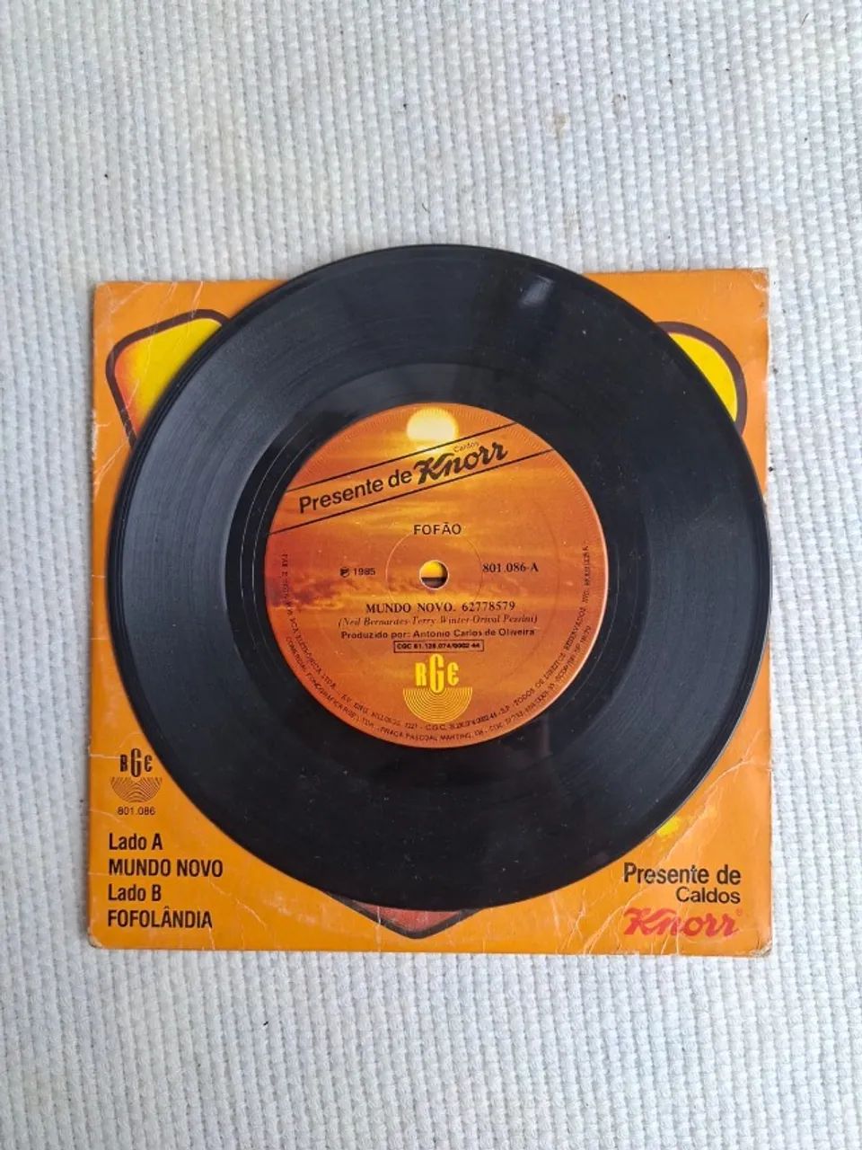  disco de vinil compacto (7 polegadas) do personagem Fofão 1985 - Foto 2