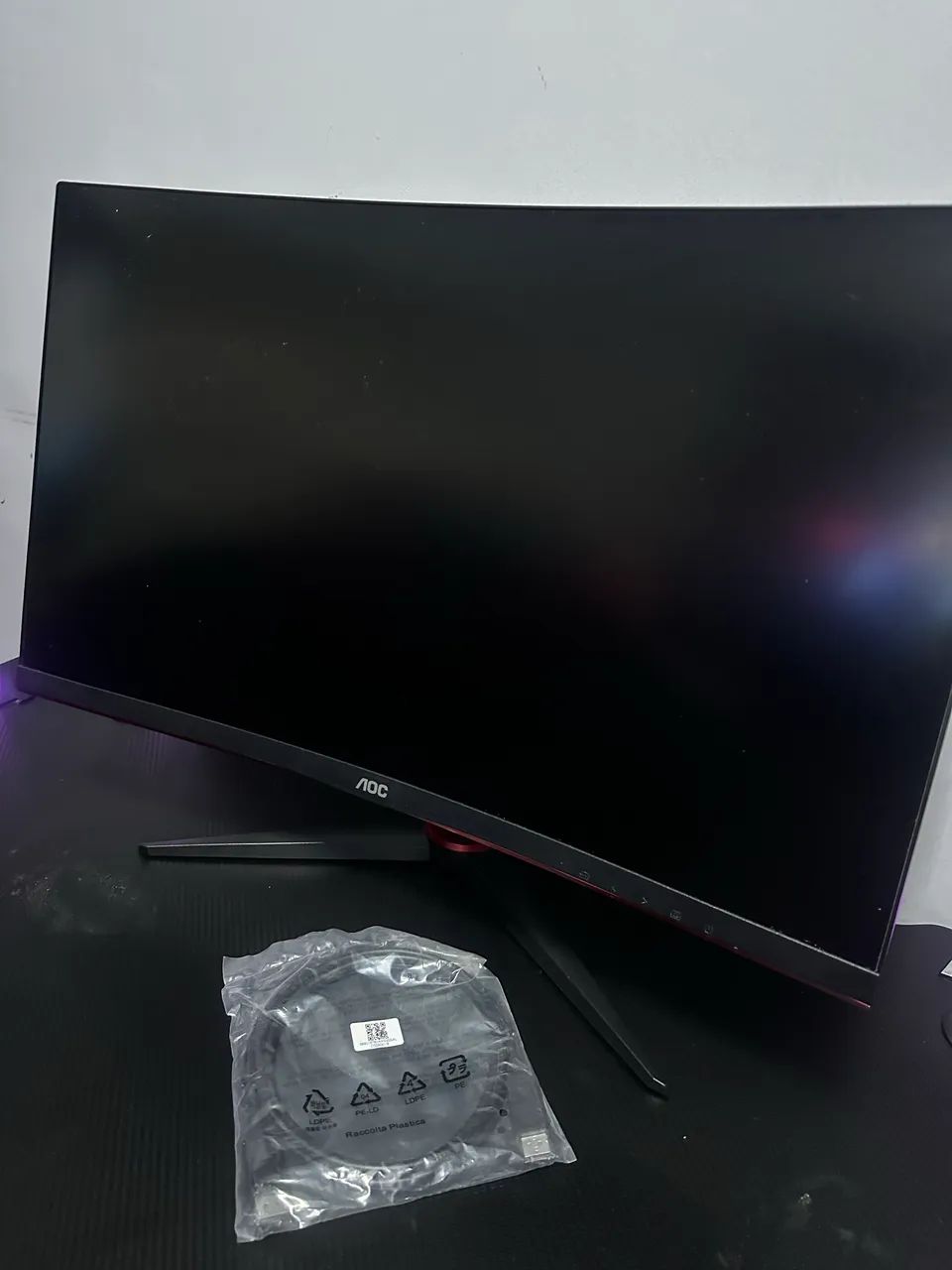 Monitor 240hz 0.5ms aoc 27polegadas curvo - Foto 4