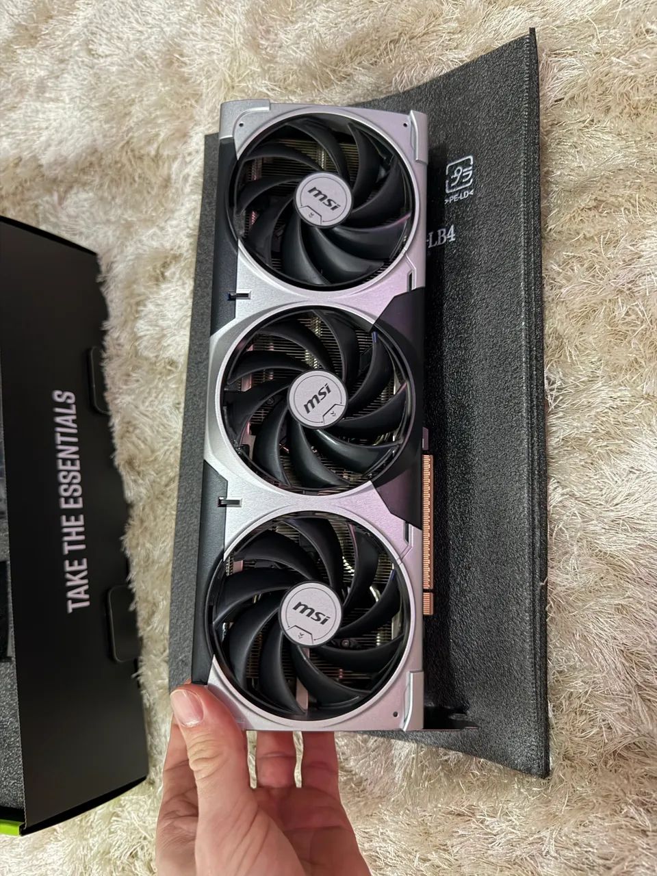 Rtx 5070 TI 16GB - Foto 2