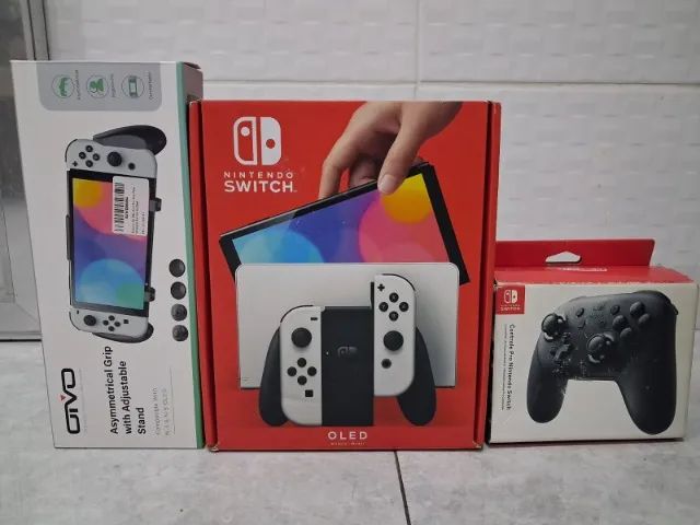Nintendo Switch Oled Desbloqueado + Pro Controller + Case + Grip - Foto 2