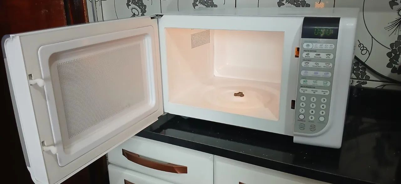 Microondas Eletrolux 31litros  - Foto 2
