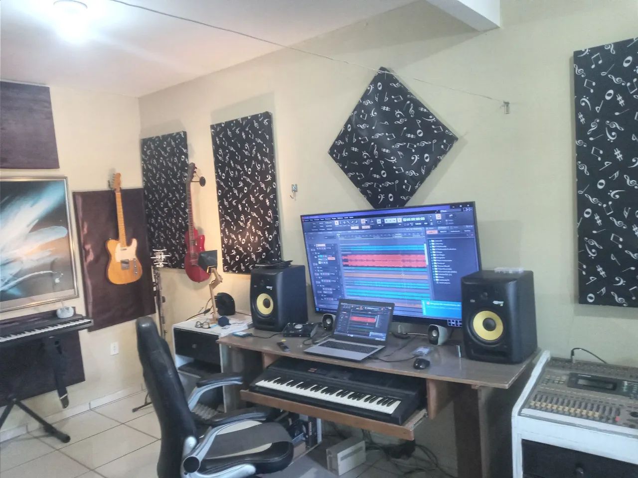 Aulas particulares de violão teclado guitarra e canto  - Foto 4