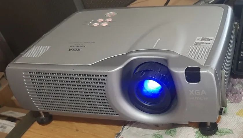 Projetor Hitachi Lcd Cp-X430 Usado