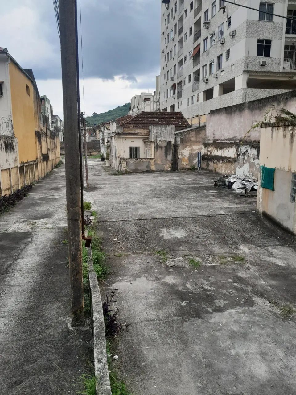 Lote/Terreno com possibilidade de variadas construções. - Foto 3