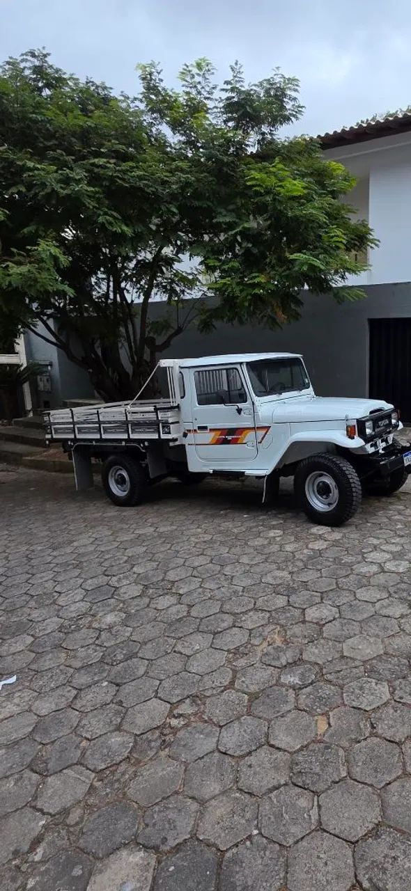 Toyota Band.Jipe Cap.de Aço Chas. Curto Diesel 1992