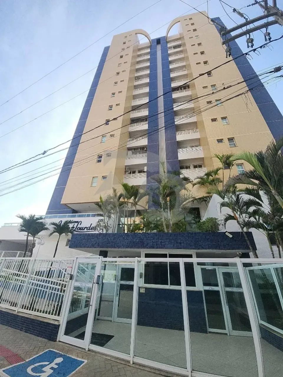 Condomínio Maison Ville De Lourdes com Suíte, Semi-Suítes e Varanda - Foto 3