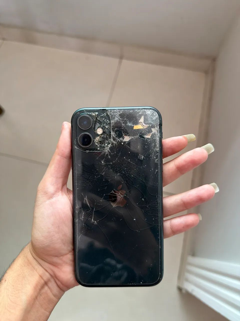 IPHONE 11 128gb - Foto 2