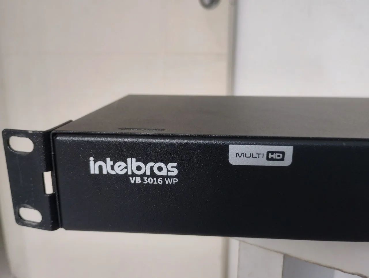 Kit Powerbalun Intelbras 16 canais VB 3016 WP completo