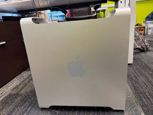 Mac Pro 5,1 Xeon 12 Core 128GB RAM 6TB ATI 5770 - Foto 3