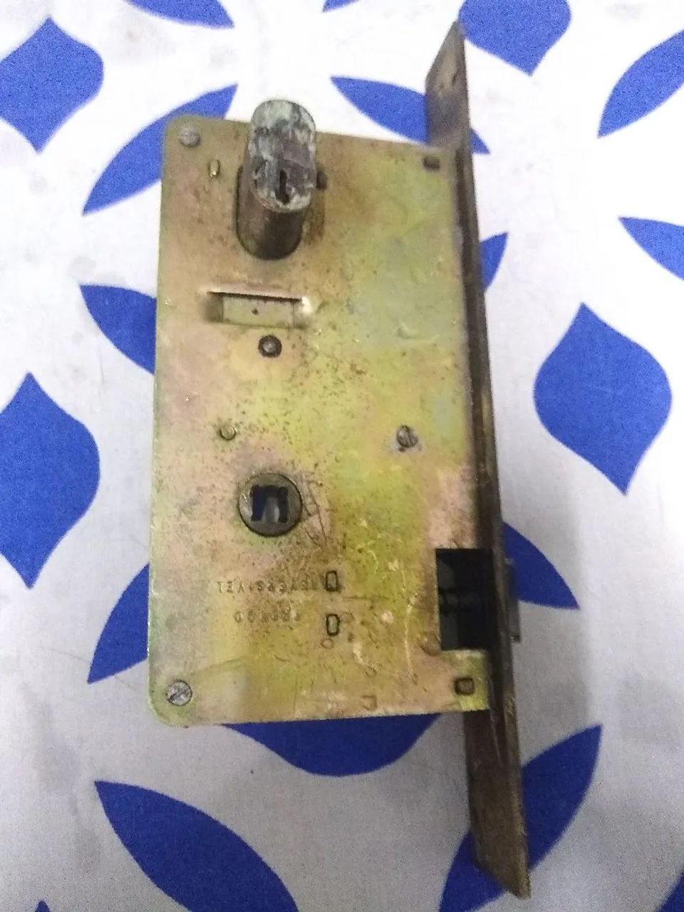 ANTIQUE DOOR LOCK64985875589505120
