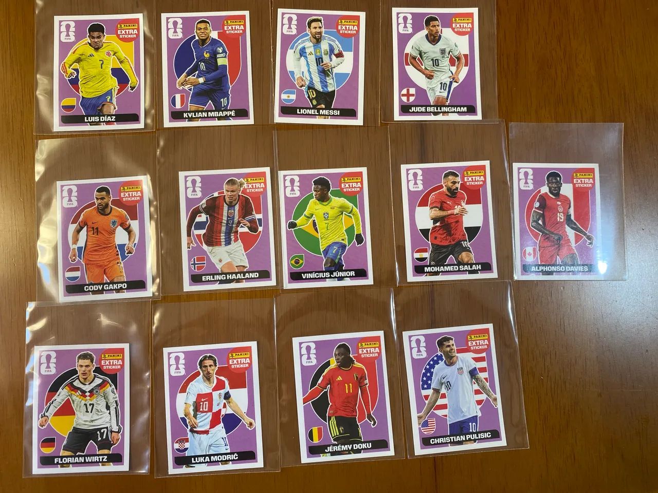 Figurinhas Extra Panini Legend Copa 2026 Ouro Prata Bronze Roxa - Foto 3