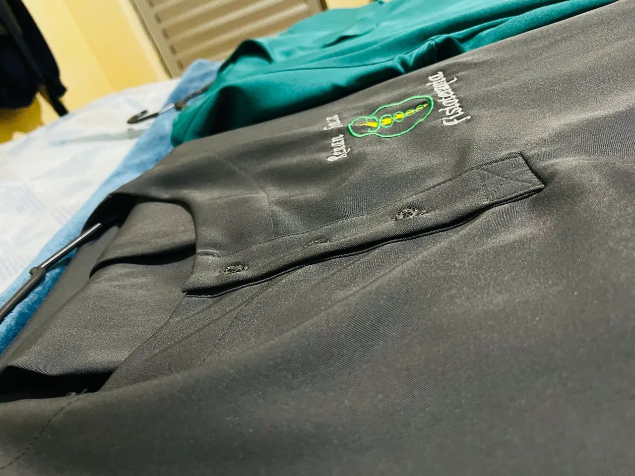 Privativo (scrub/pijama) TAM: GG- levar logo - Foto 2