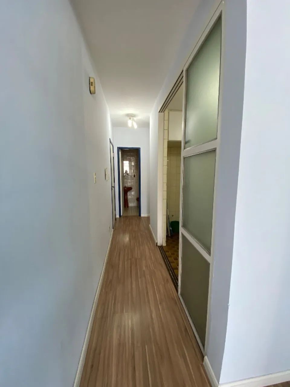 Aluga-se quarto e sala no centro direto com o proprietário - Foto 3