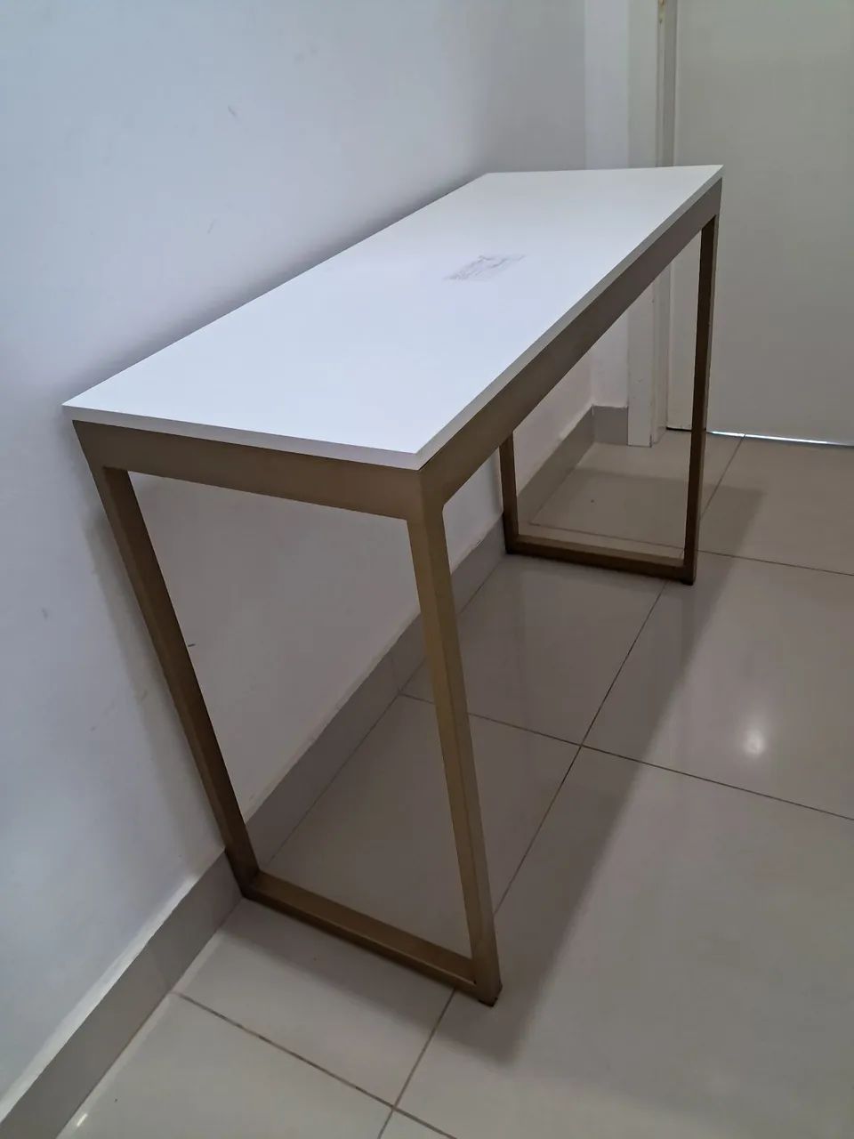 Vendo lindas mesa em metalon e mdf - Foto 2