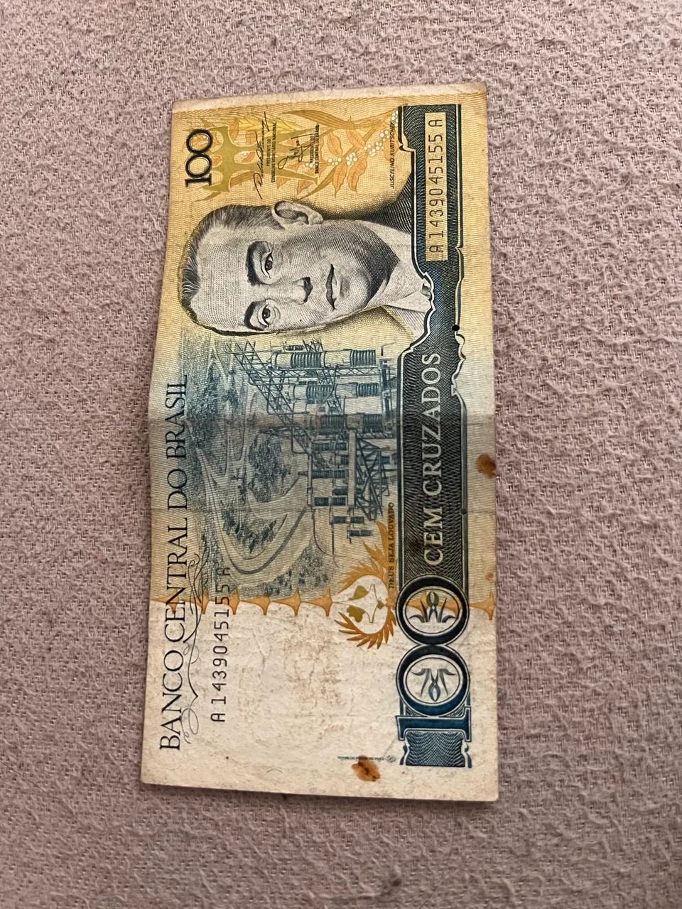 Nota 100 (cem) cruzeiros colecionáveis 