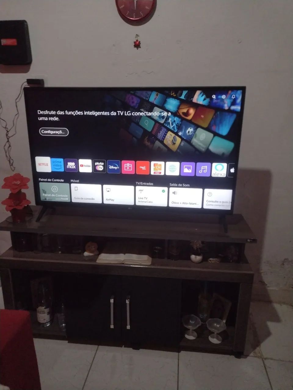 Vendo essa tv smart de 49 polegadas funcionando perfeitamente da lg - Foto 3