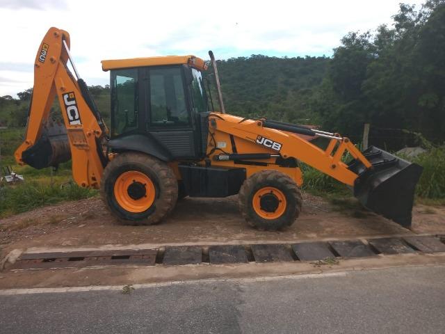 Retro JCB 3C Ano 2013 - Foto 2