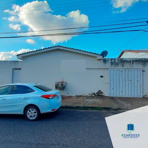 Código: 31456. Aluga-se Casa no Bairro Roosevelt
