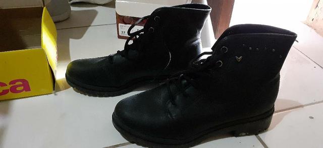 Bota mega confortável - Foto 2