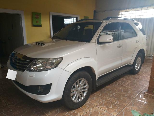 Toyota sw4 2013