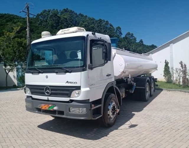 MERCEDES BENZ PIPA 2008