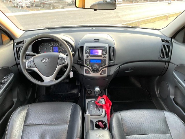Hyundai i30 2.0 GLS Top Ar Digital e  10 Airbag 2011/2012 Financiamento ate 100%!! - Foto 9