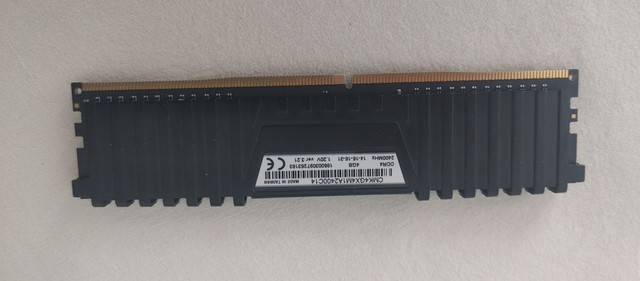 Memoria Corsair DDR4 4GB - Computadores e acessórios - Ponta Verde, Maceió  998278155 | OLX