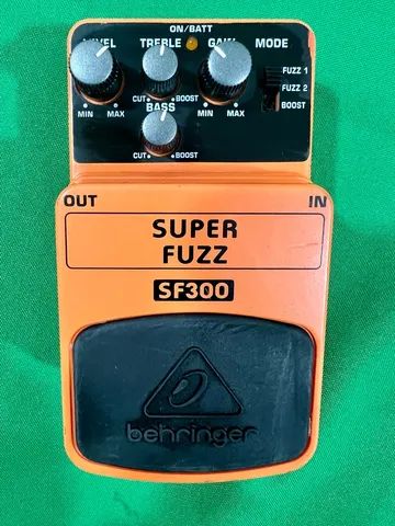 Pedal Behringer Super Fuzz SF300