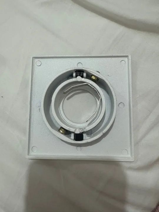 Spot mini dicróica direcionável 4 peças de metal.   - Foto 4