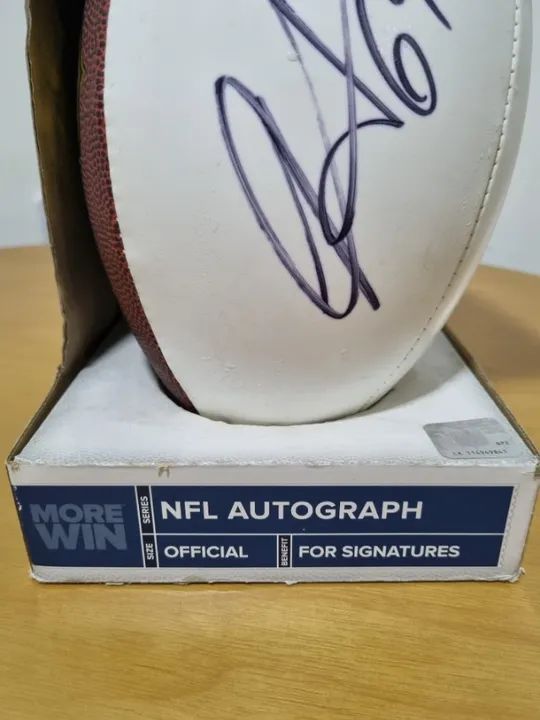 Bola De Futebol Americano 2013 - Assinada Por Jared Allen - Foto 6