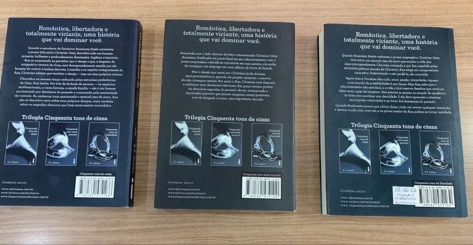 Livro Trilogia 50 Tons de Cinza - E. J. James - Foto 2