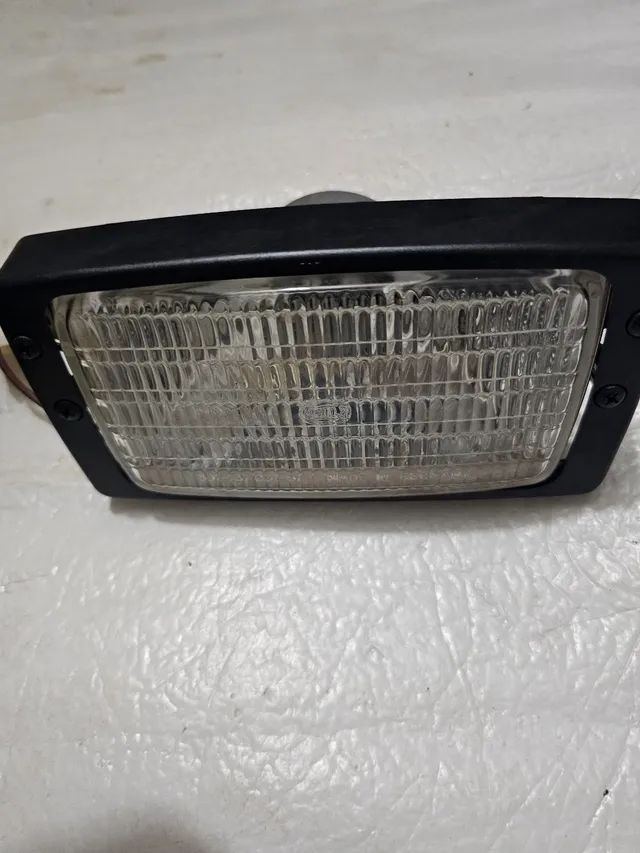 Trator massey Ferguson valtra farol dianteiro novo original 4271029M91 - Foto 2