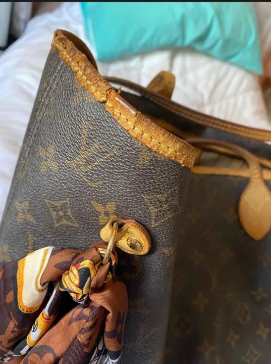 bolsa de ombro legitima Louis Vuiton( ENTREGA SOMENTE EM FLORIANOPOLIS E REGIAO PERTO)