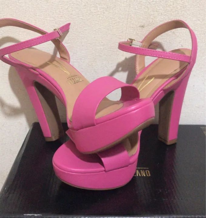 Sandália plataforma rosa - Foto 4