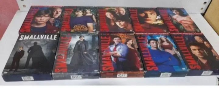Caixa Completa Smallville - Todas as Temporadas - Foto 3