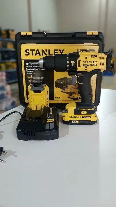 Parafusadeira e Furadeira de impacto a bateria 20v com 2 baterias - Stanley (Loja/Nova)
